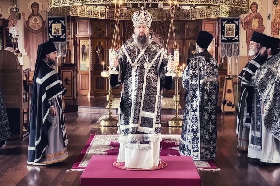 Литургию Преждеосвященных Даров в Свято-Серафимовском монастыре совершил правящий архиерей