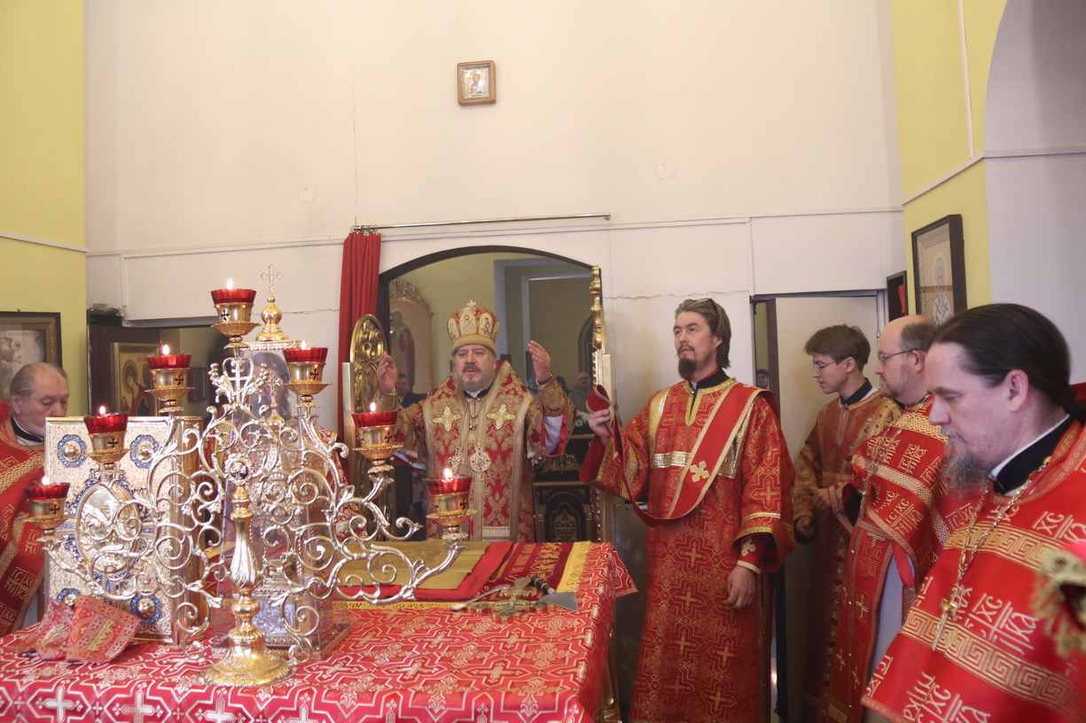В среду Светлой седмицы, епископ Находкинский и Преображенский Николай совершил Божественную литургию в храме в честь Георгия Победоносца п. Дунай.