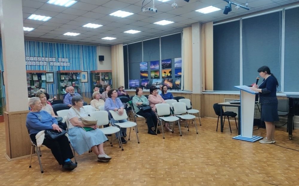 Ученый секретарь Центра провела лекцию о наследии святителя Иннокентия Московского в библиотеке им. А.М. Горького